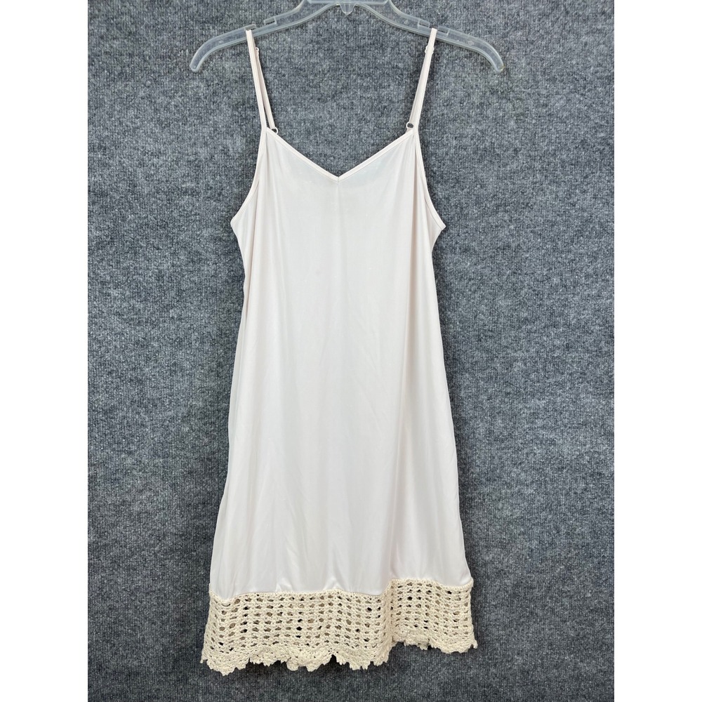 Well ida-Clair Crochet Lace Trim Full Slip Women Medium Pink Adjustable Strap